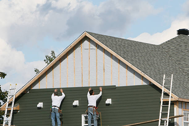 Professional Siding technician working in Mayodan, NC